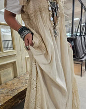 Load image into Gallery viewer, A Rare Bird Vintage Petticoat Dress