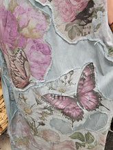 Load image into Gallery viewer, A Rare Bird Romantic T Shirt Dress O/S