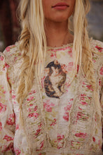 Load image into Gallery viewer, Magnolia Pearl Kitty Hyacinth Blouse Top 1260
