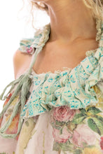 Load image into Gallery viewer, Magnolia Pearl Macaron Jabot #065
