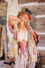 Load image into Gallery viewer, Magnolia Pearl Piecewise Crop Dashi Kimono Jacket 1234
