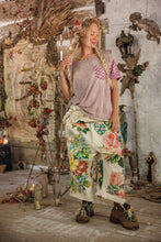 Load image into Gallery viewer, Magnolia Pearl Piecewise Pocket T Top 2405
