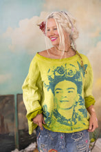 Load image into Gallery viewer, Magnolia Pearl Frida Hermosa Sweatshirt Top 2432
