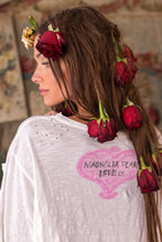 Load image into Gallery viewer, Magnolia Pearl Flor De La Pasión Viggo Tee 2238
