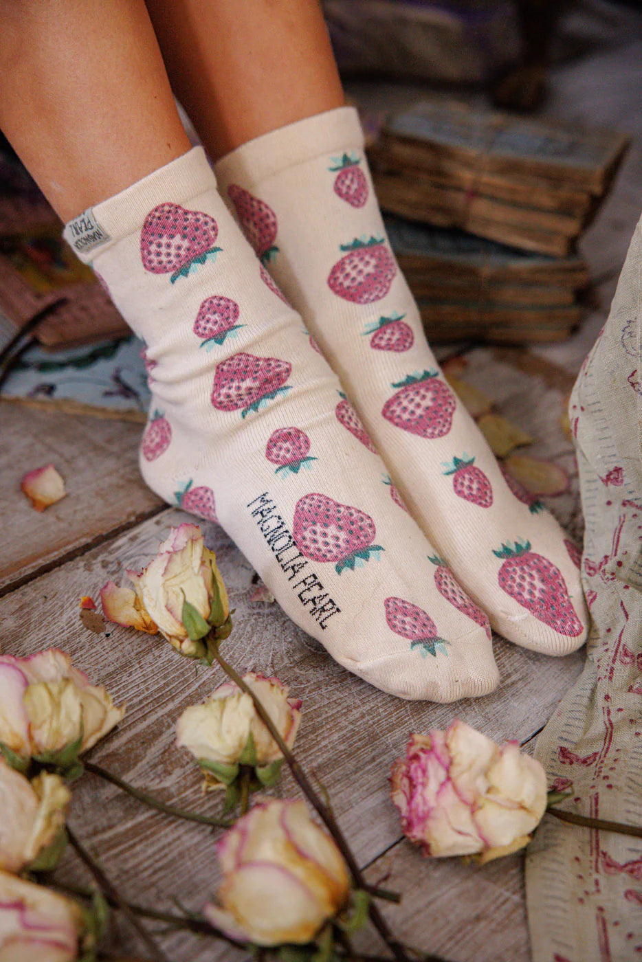 Magnolia Pearl Strawberry MP Socks 123