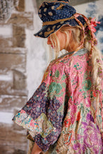 Load image into Gallery viewer, Magnolia Pearl Piecewise Crop Dashi Kimono Jacket 1234
