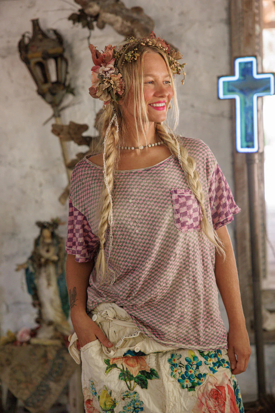 Magnolia Pearl Piecewise Pocket T Top 2405