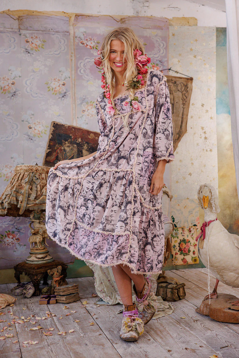 Magnolia Pearl Mural Frida Helenia Dress