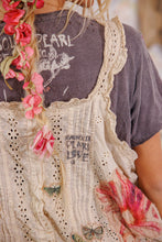 Load image into Gallery viewer, Magnolia Pearl Flor De La Pasión Petrina Tank 346

