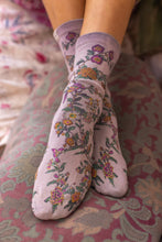 Load image into Gallery viewer, Magnolia Pearl Floral MP Socks #080
