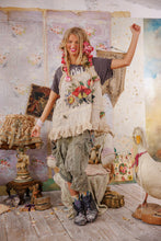 Load image into Gallery viewer, Magnolia Pearl Flor De La Pasión Petrina Tank 346
