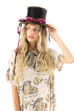 Load image into Gallery viewer, Happiness T Dress with hat
