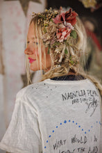 Load image into Gallery viewer, Magnolia Pearl Frida Baroque T Top 2359
