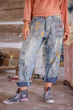 Load image into Gallery viewer, Magnolia Pearl Porter Denims Pants 884
