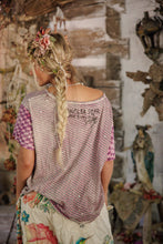 Load image into Gallery viewer, Magnolia Pearl Piecewise Pocket T Top 2405
