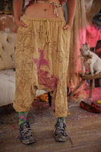 Load image into Gallery viewer, Magnolia Pearl Dragon Garçon Trousers 217
