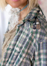 Load image into Gallery viewer, Plaid Kelly Western Shirt shoulder
