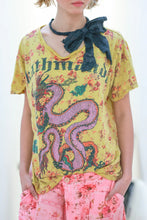 Load image into Gallery viewer, Floral Print Kathmandu T
