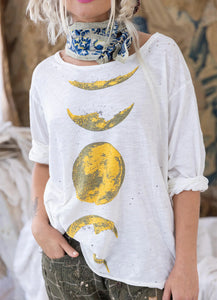 White moon picture T shirt close view 