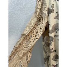 Load image into Gallery viewer, A Rare Bird Petal Hop Top
