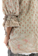 Load image into Gallery viewer, magnolia Pearl, Floral, Amadeus, Blouse
