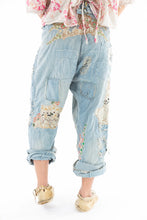 Load image into Gallery viewer, Magnolia Pearl, Lil friends, minor Denim pants
